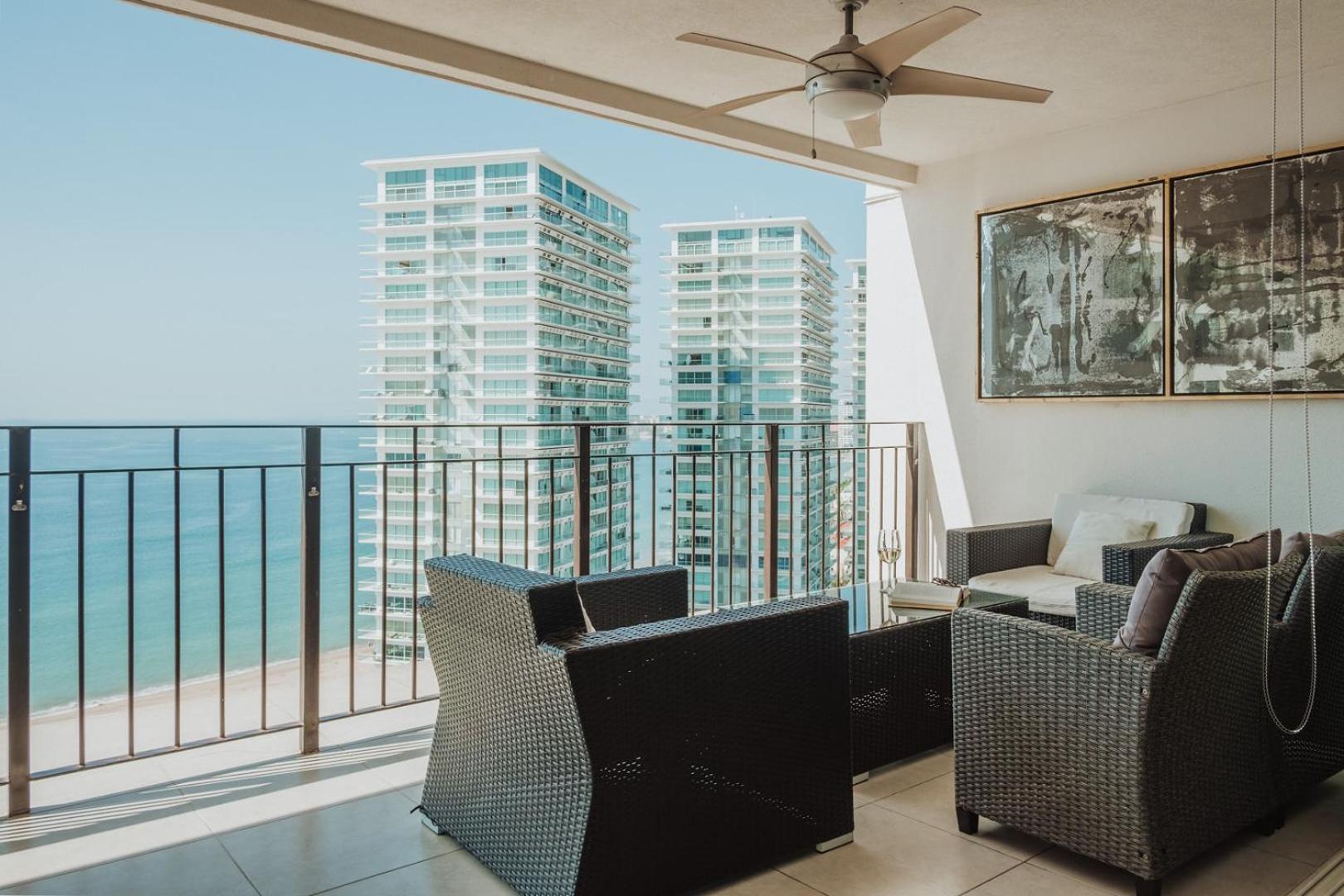 Grand Venetian Beachfront Condos Πουέρτο Βαγιάρτα Εξωτερικό φωτογραφία