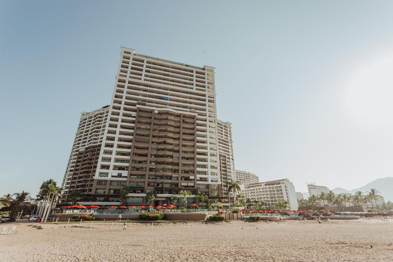 Grand Venetian Beachfront Condos Πουέρτο Βαγιάρτα Εξωτερικό φωτογραφία